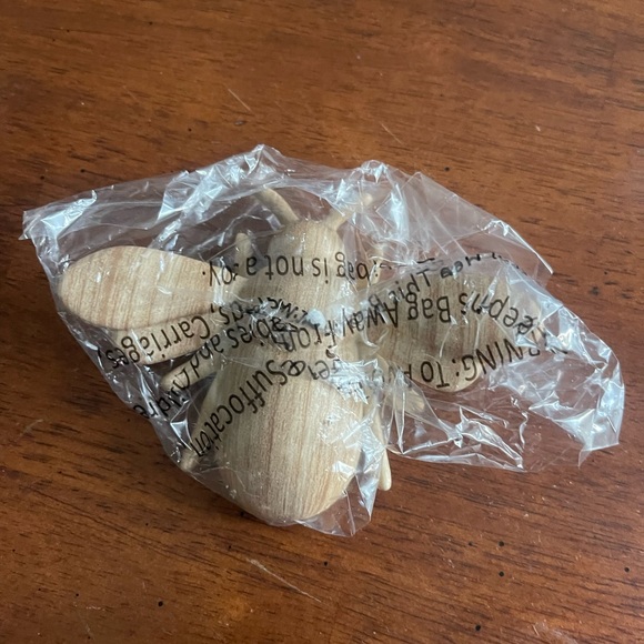 Natural Charming Bee and Hive Decor - Picture 7 of 7